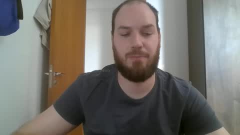 Blue online show from 28, 2, 2025