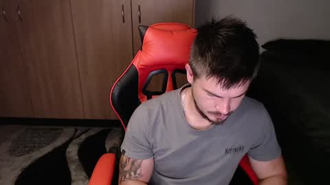 blueeyeboy0 online show from 3, 2, 2025