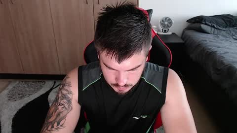 blueeyeboy0 online show from 4, 2, 2025