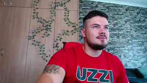 blueeyeboy0 online show from 1, 12, 2025