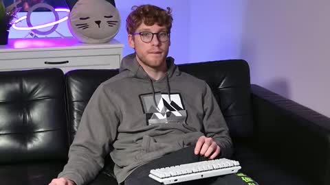 blueeyedtallguy online show from 7, 11, 2025