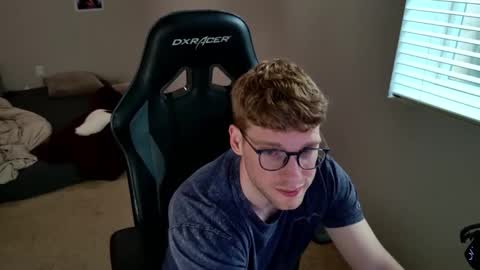 Snapshot of blueeyedtallguy chatting on 10, 6, 2026 blueeyedtallguy online show from 10, 6, 2026