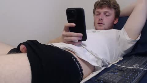 Snapshot of blueeyedtwinkie chatting on 10, 2, 2026 blue eyed twink online show from 10, 2, 2026
