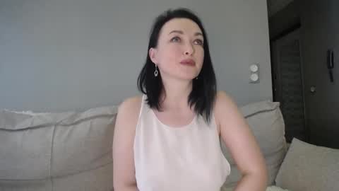 Snapshot of blueeyeess chatting on 13, 12, 2024 Alina online show from 13, 12, 2024