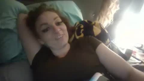 Snapshot of blueeyes1518 chatting on 23, 9, 2025 blueeyes1518 online show from 23, 9, 2025