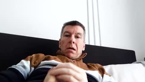 blueeyesteele online show from 13, 4, 2026