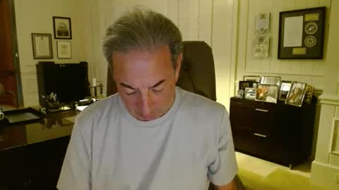 Snapshot of blueisles chatting on 8, 4, 2026 blueisles online show from 8, 4, 2026