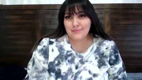 Snapshot of bluesetsuka chatting on 1, 1, 2025 Blue online show from 1, 1, 2025