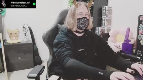 Snapshot of bluespanking chatting on 12, 1, 2026 Blue online show from 12, 1, 2026