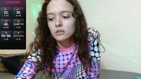 Snapshot of bluevixen7 chatting on 26, 12, 2024 bluevixen7 online show from 26, 12, 2024