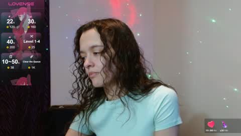 Snapshot of bluevixen7 chatting on 20, 1, 2025 bluevixen7 online show from 20, 1, 2025