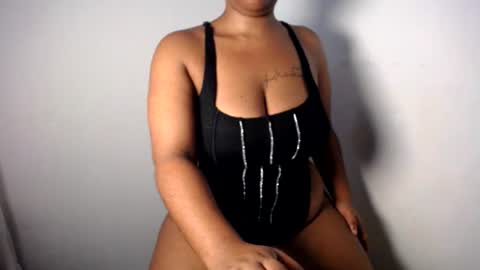 Snapshot of blueyivy chatting on 27, 6, 2026 Babygirl online show from 27, 6, 2026