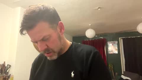 Blueyloey online show from 1, 1, 2025