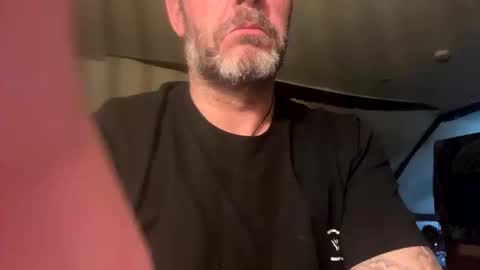 Blueyloey online show from 12, 10, 2025