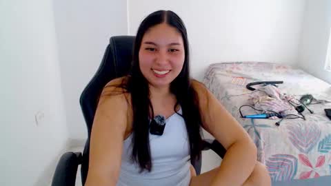  Hey guysI am BrendaWelcome my room online show from 25, 2, 2026