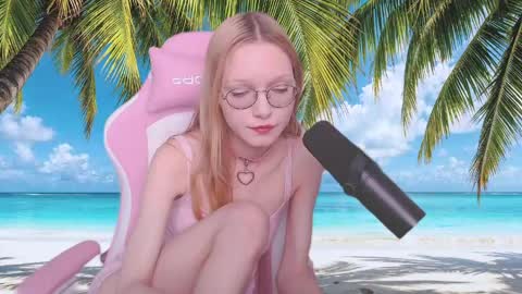 Snapshot of blush_alert chatting on 2, 6, 2026 Diana online show from 2, 6, 2026