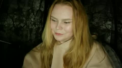 blushing_star online show from 23, 9, 2025