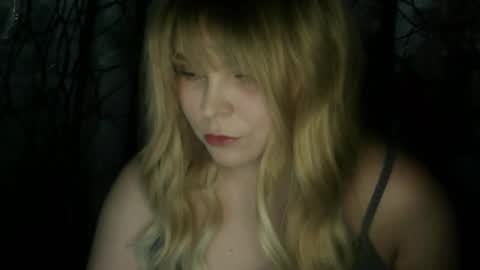 blushing_star online show from 21, 12, 2025