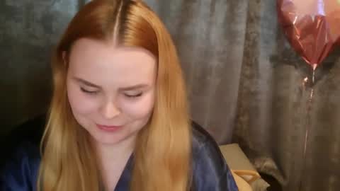 blushing_star online show from 28, 5, 2026