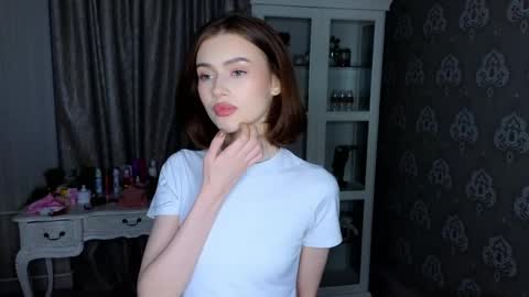 Snapshot of bluuemarine chatting on 16, 5, 2026 Mary online show from 16, 5, 2026