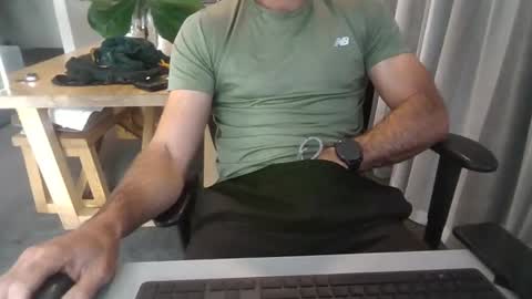 Snapshot of bob337733 chatting on 11, 4, 2026 bob337733 online show from 11, 4, 2026