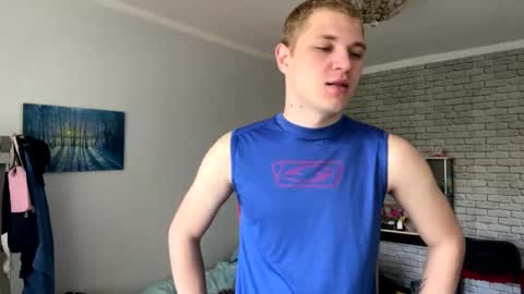 Snapshot of bob_bucks chatting on 14, 5, 2026 bob_bucks online show from 14, 5, 2026