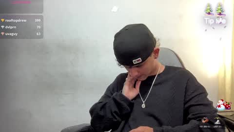 Snapshot of bob_pettersonn chatting on 8, 12, 2024 Bob INDEPENDENT MODEL online show from 8, 12, 2024