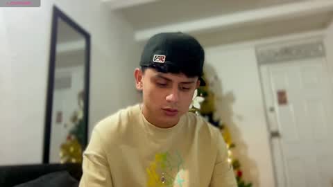 Snapshot of bob_pettersonn chatting on 19, 12, 2024 Bob INDEPENDENT MODEL online show from 19, 12, 2024