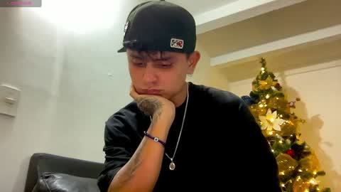 Snapshot of bob_pettersonn chatting on 21, 12, 2024 Bob INDEPENDENT MODEL online show from 21, 12, 2024