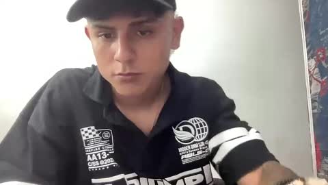 Snapshot of bob_pettersonn chatting on 3, 3, 2025 Bob INDEPENDENT MODEL online show from 3, 3, 2025