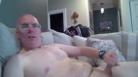 bobblehead31382 online show from 27, 5, 2026