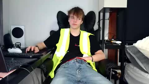 bobby72738 online show from 21, 10, 2025