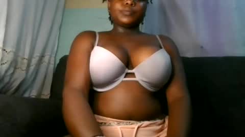 Snapshot of bobby_hottie chatting on 8, 7, 2026 bobby_hottie online show from 8, 7, 2026
