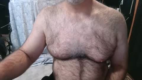 Snapshot of bobbyhill27b chatting on 3, 2, 2026 BobbyHill27b online show from 3, 2, 2026