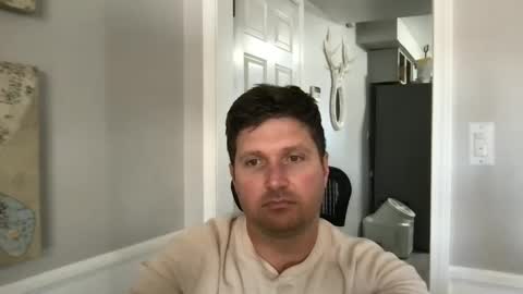 bobbylightfoot3 online show from 8, 2, 2025