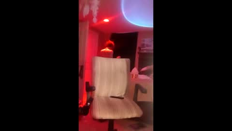 Snapshot of bodyyattiyatti chatting on 8, 1, 2026 Sailorartemis online show from 8, 1, 2026