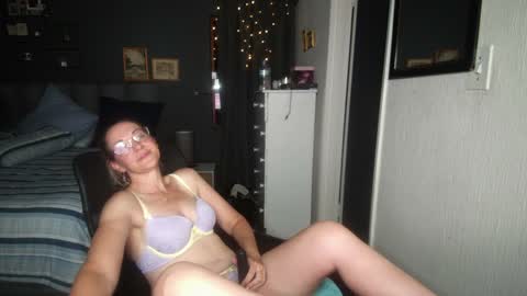 Ningifun couple online show from 8, 1, 2025