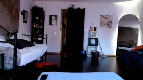 Snapshot of bombshellbaeby chatting on 12, 1, 2026 BombshellBaeby online show from 12, 1, 2026