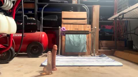 FRECKLES online show from 20, 1, 2025