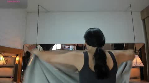 bonet_iris online show from 2, 6, 2026