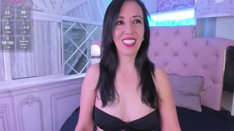 Snapshot of bonnie__milf chatting on 21, 12, 2025 bonnie online show from 21, 12, 2025