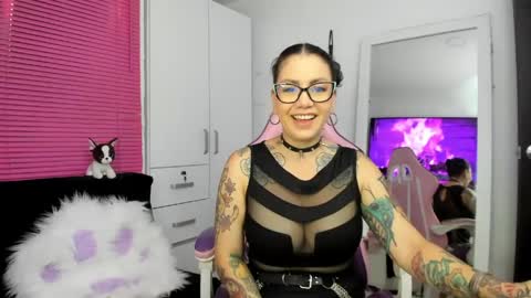 Snapshot of bonnie_ray40 chatting on 19, 5, 2026 bonnie online show from 19, 5, 2026
