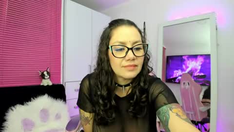 Snapshot of bonnie_ray40 chatting on 23, 7, 2026 bonnie online show from 23, 7, 2026