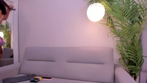 Snapshot of bonnieand_clyde22 chatting on 8, 5, 2026 bonnieand_clyde22 online show from 8, 5, 2026