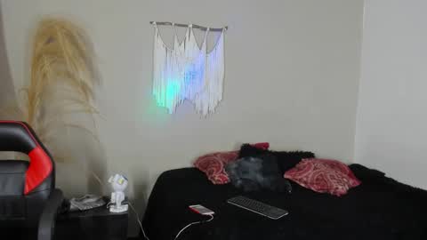 Snapshot of bonny_honey_ chatting on 2, 6, 2026 Bonny online show from 2, 6, 2026