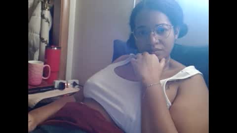 Queen Bon Vivantt online show from 9, 9, 2025