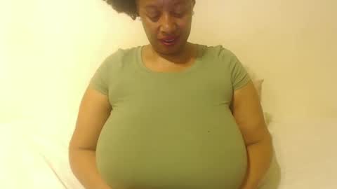 boobyqueen online show from 10, 9, 2025