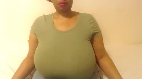 boobyqueen online show from 12, 9, 2025