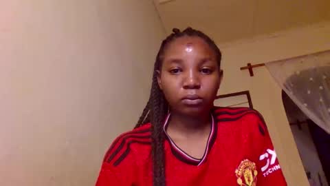 bootie_caramel online show from 13, 9, 2025