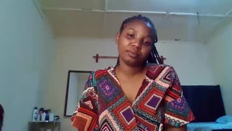 bootie_caramel online show from 20, 9, 2025